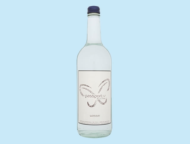 Custom label glass water bottle 75 cl. 4